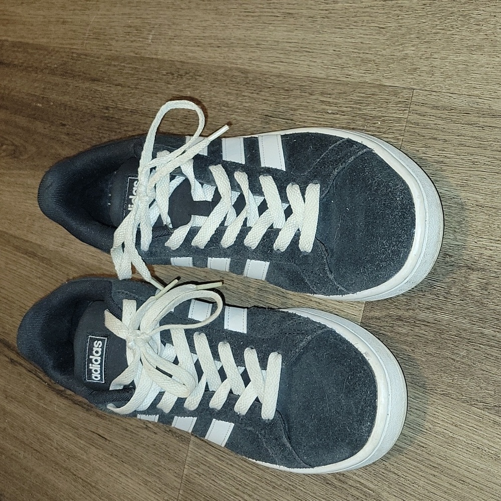 Men's adidas courts -suede